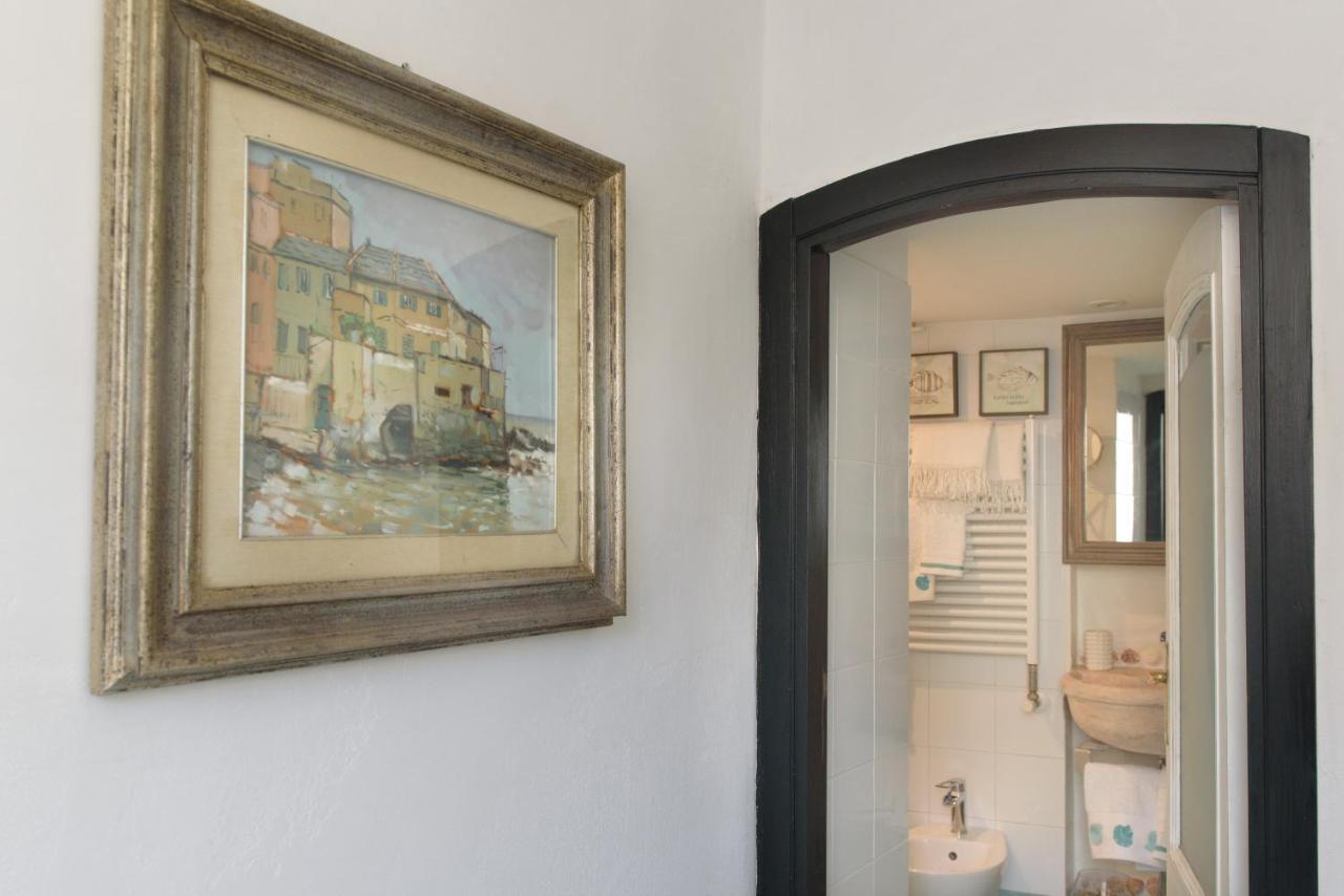 Salsedine Relais Apartment Genoa Bagian luar foto