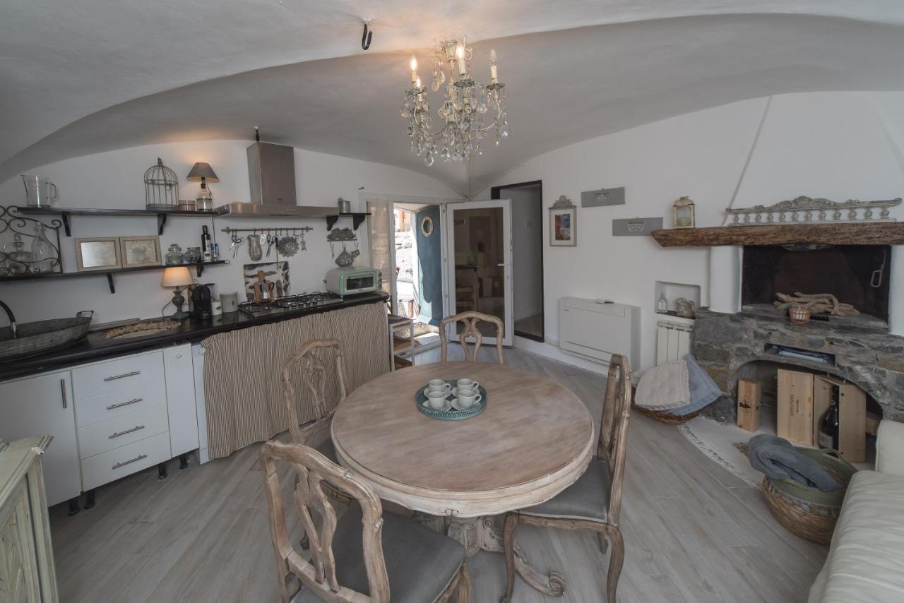 Salsedine Relais Apartment Genoa Bagian luar foto